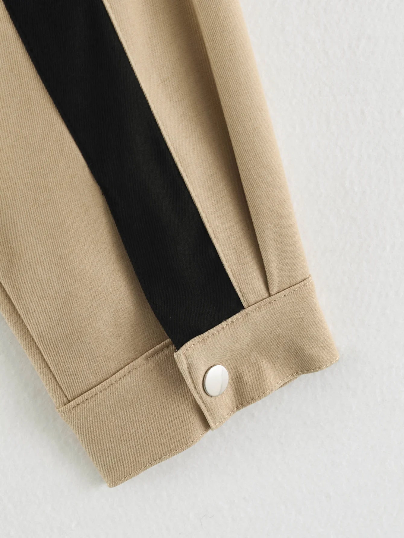 FANAN Damen Kontrast-Streifenjacke mit Reißverschluss Neu 2026 Herbst Stehkragen Langarm Damenmäntel Einfache Damenoberteile – Detail 14