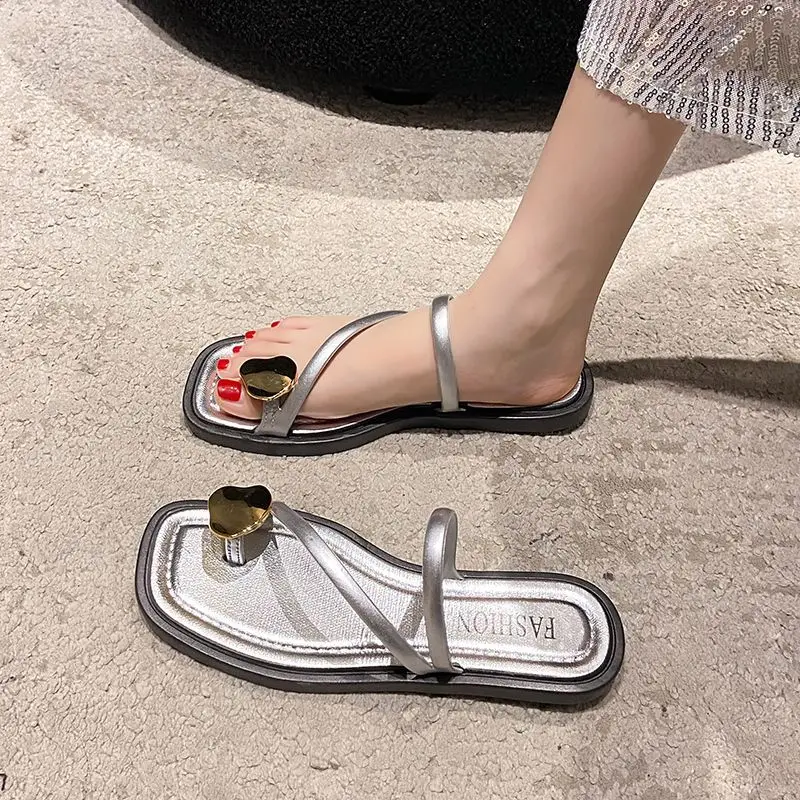 Woman Slippers Outside Shoes for Women on Beach Flat Sandals Promotion Easy Wears Summer Sale Footwear Shoe 2025 Luxury Slides