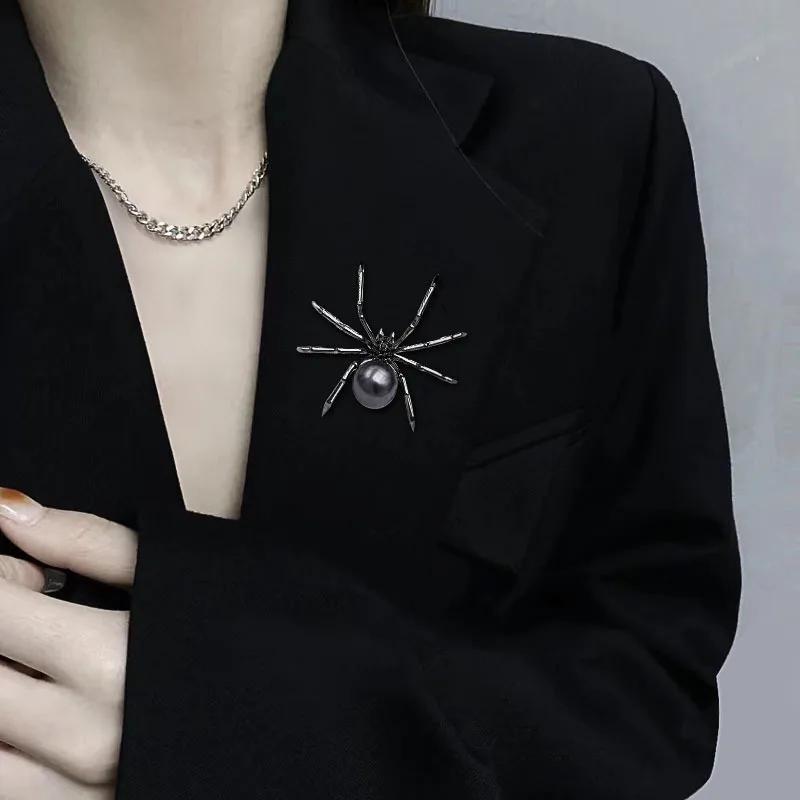 Perle noire abeille araignée insecte cristal broche femme broche cadeau mâle bijoux personnalisé mode fête Cosplay accessoires