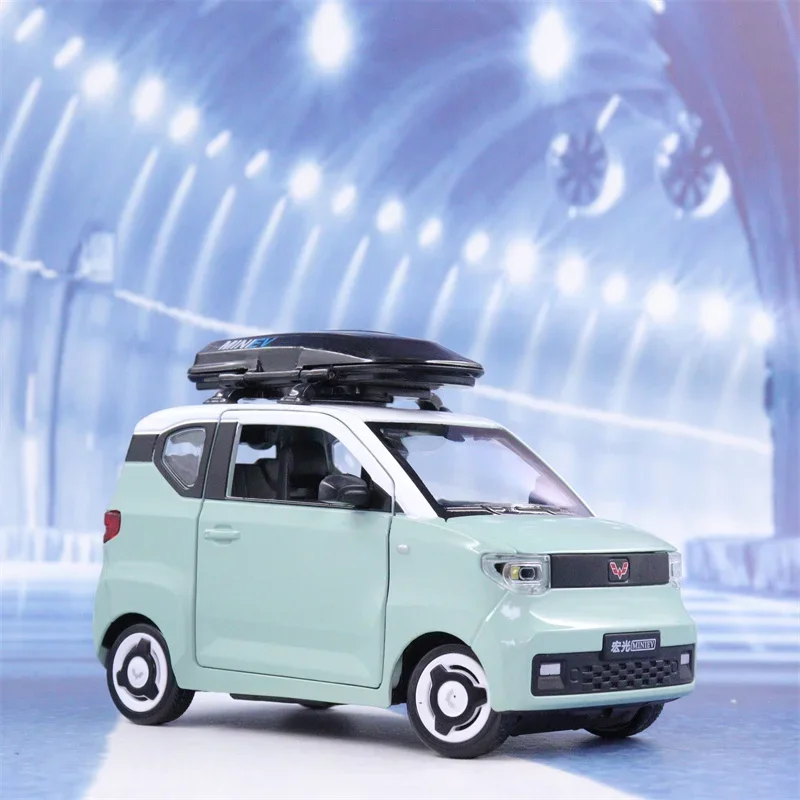 1:24 Wuling Mini EV Alloy Automobile Model Return Force Acousto-optic Toy Automobile Children's Toy Collection Gift F157