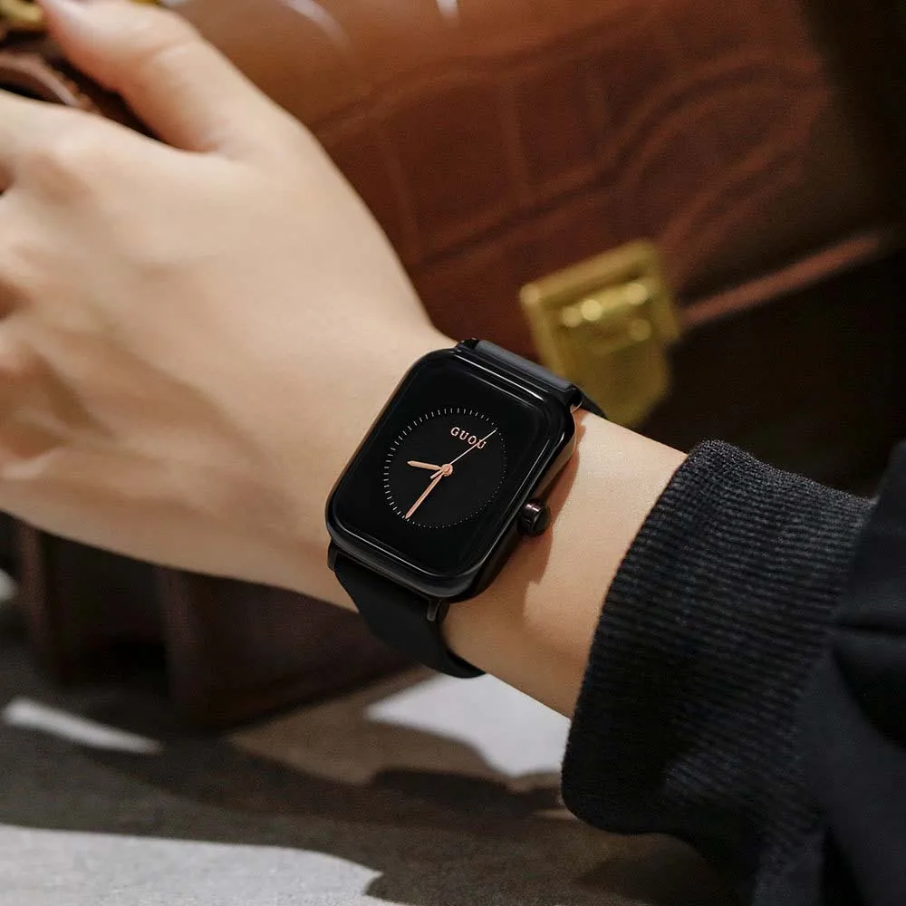 High Quality Women Quartz Watch Simple Square Silicon Strap Wristwatches Waterproof Clock Fashion Dress Wristwatches Girl Gifts