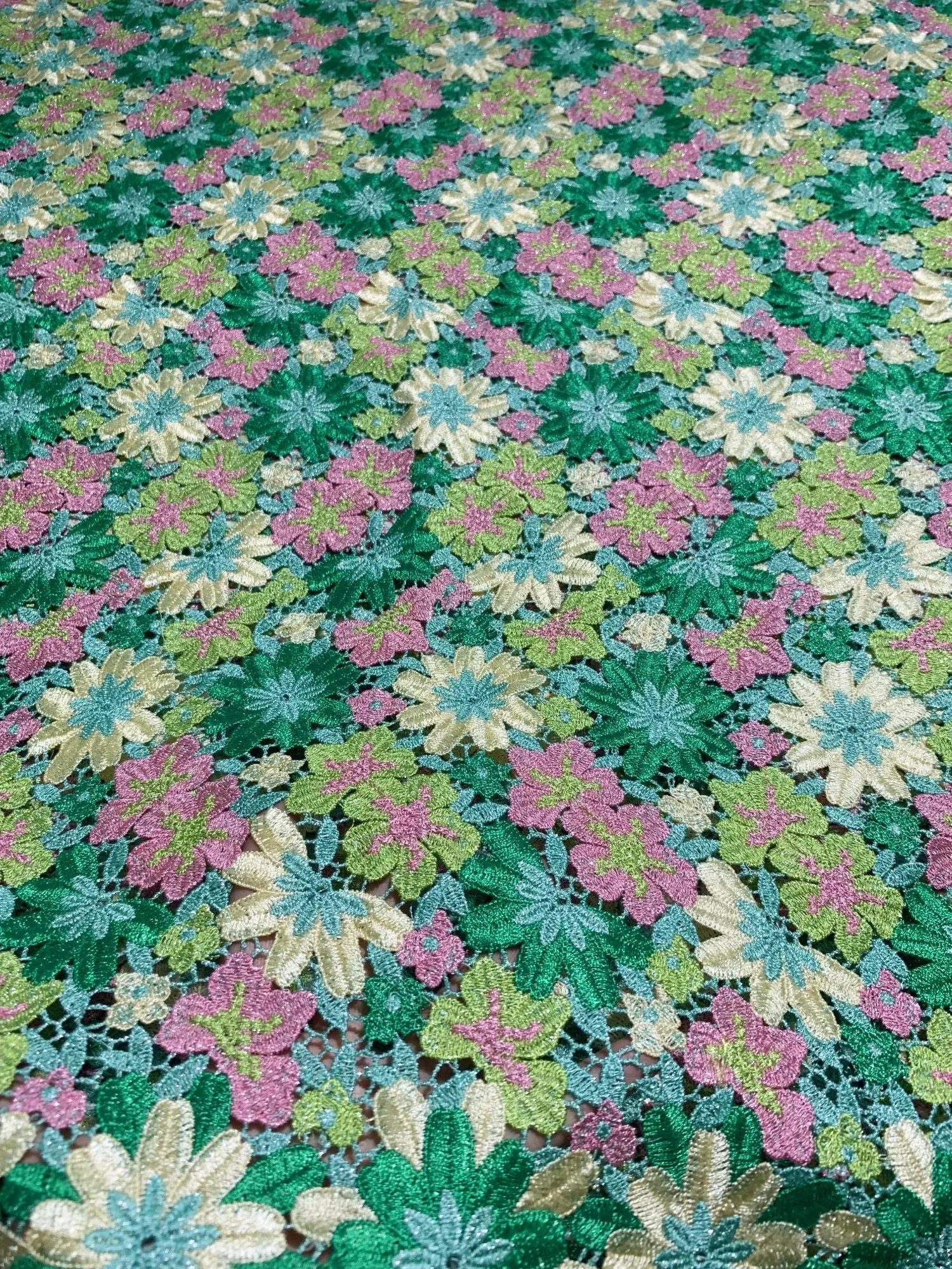 جديد متعدد الألوان زهرة مطرزة للذوبان في الماء أقمشة الدانتيل الأفريقي جبر الحبل أقمشة الدانتيل للخياطة النيجيري فساتين النساء