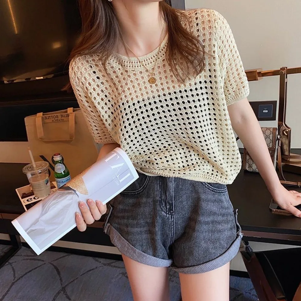 

Fashion Summer Hollow Out Blouses Loose Thin Sunscreen Clothing Short Sleeve Beach Vacation Knitwear Tops Women