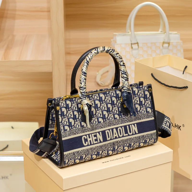 

Стильная винтажная большая сумка для женщин, роскошная кожаная дизайнерская сумка через плечо, минималистичная, элегантная, шикарная, большой вместительности