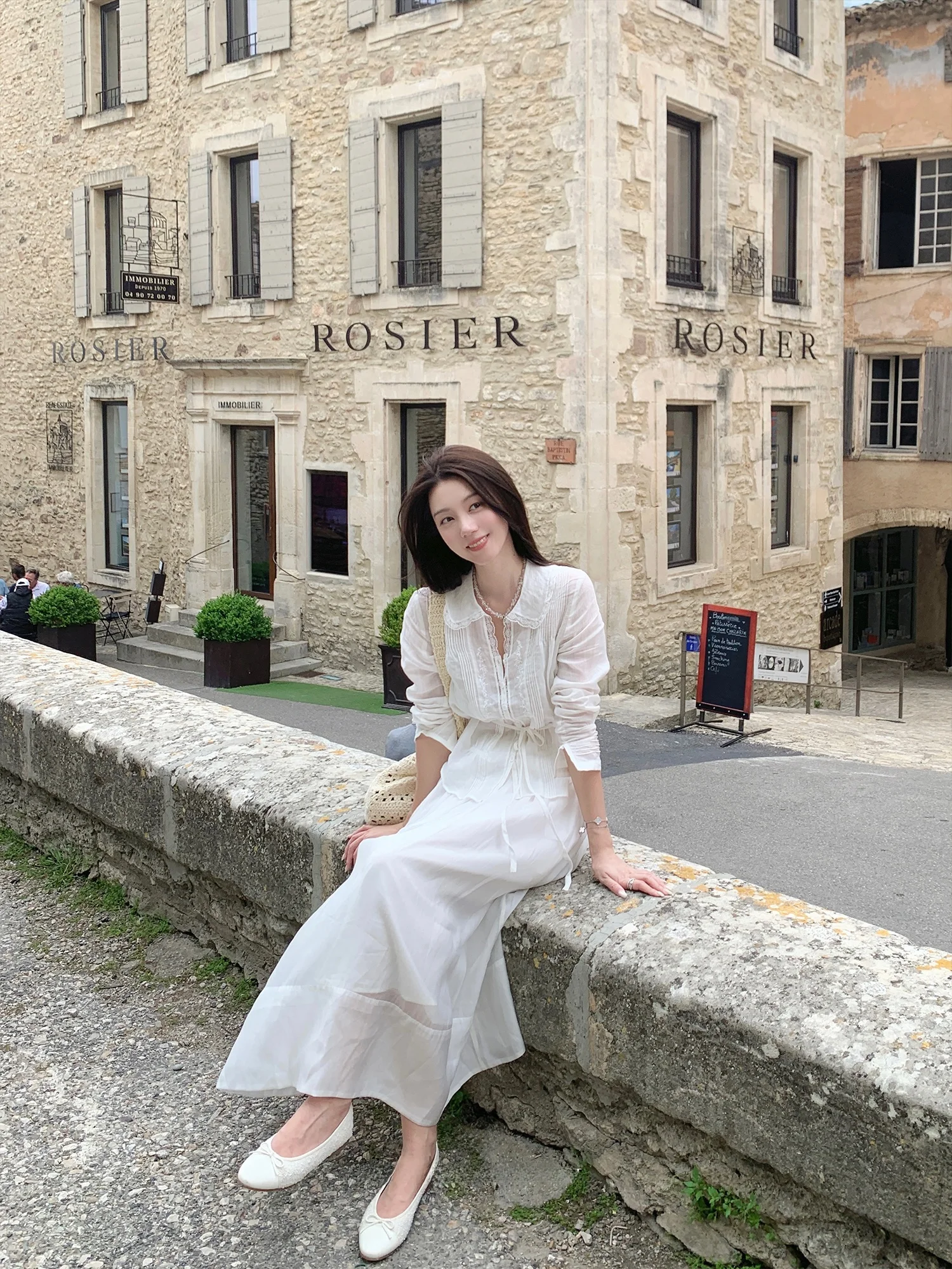 

WizAann Bellflower Оригинальный дизайн Вышитый лен Faionable Pure White irt Французский Sle Прямой крой Длинный све круглой...