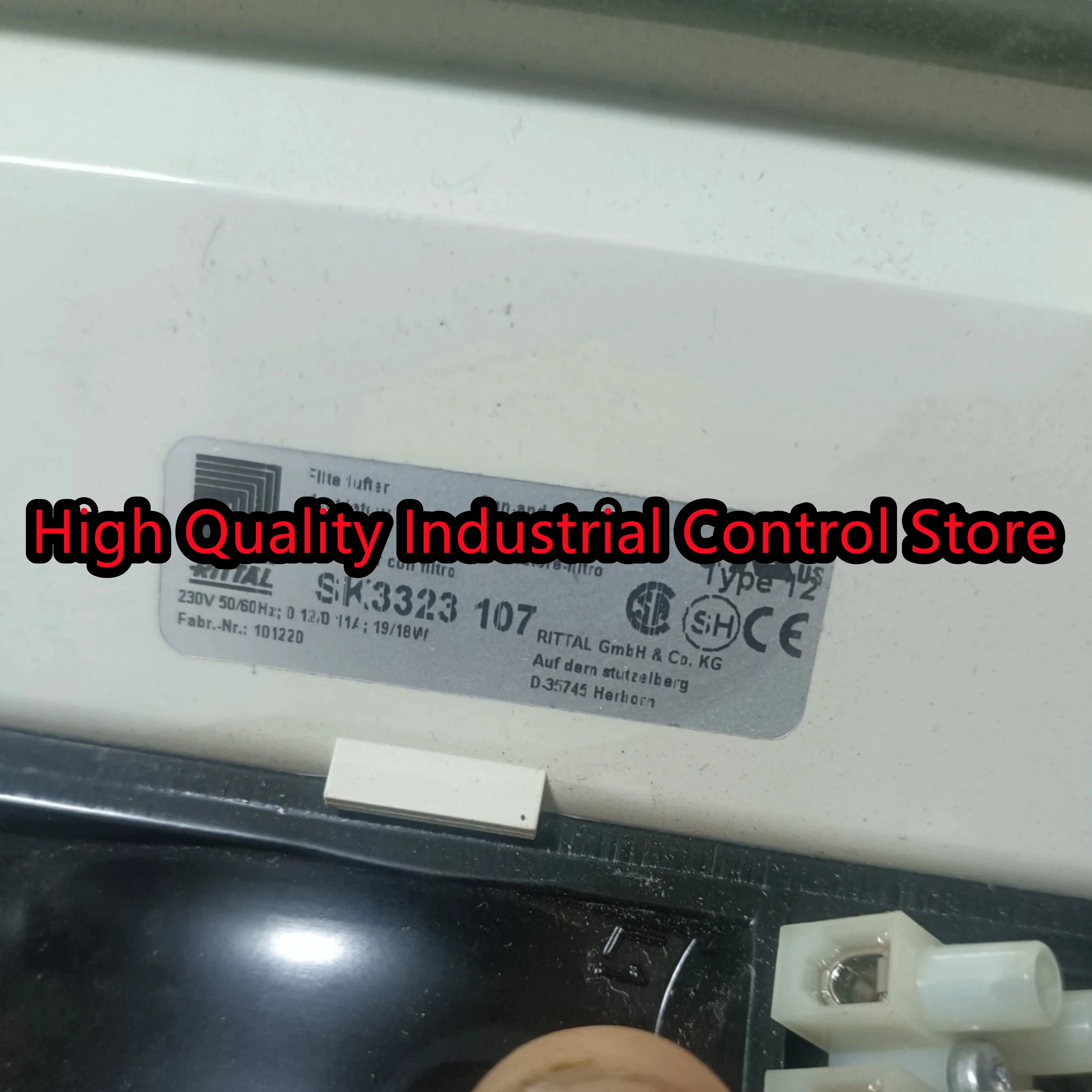 SK3323.107 (220V ファン) SK3324.107 (230V ファン) 新品箱入り 冷却ファン