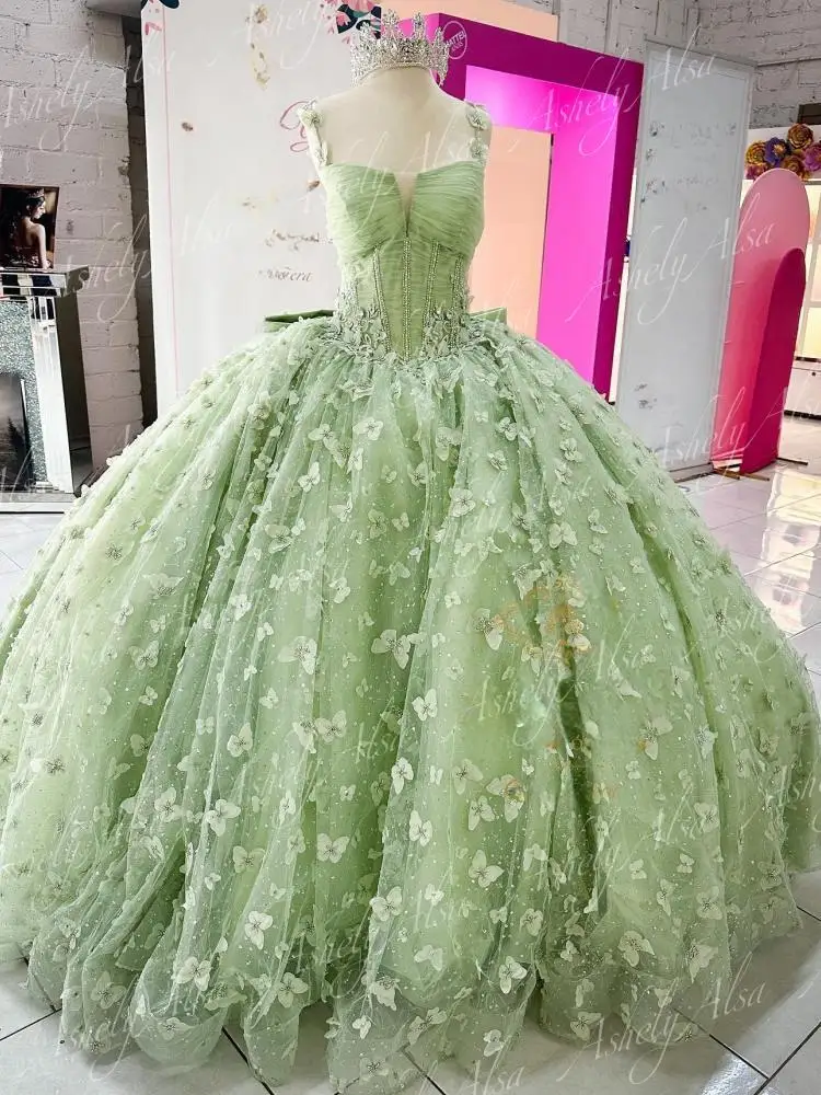 AQ127 Customized Princess Girl Birthday Party Dresses V Neck Butterfly Ball Gown Vestido De xv Anos 15 16 Quinceanera Prom Dress