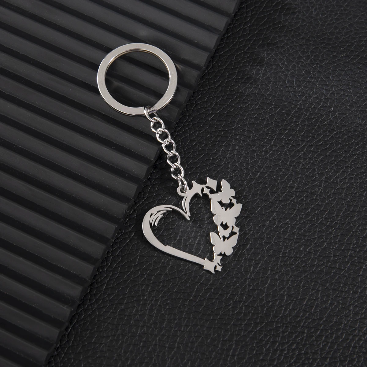 Mini Animal Butterfly Shaped Pendant Keychains For Women Hollow Heart Stainless Steel Metal Keyring Handbag Diy Handmade Jewelry