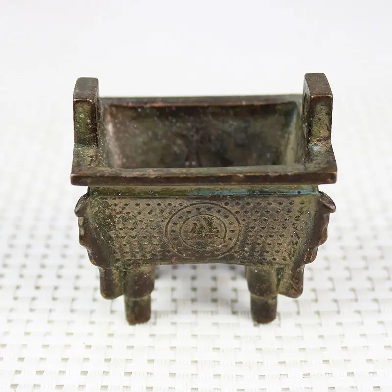 

Pure copper miniature incense burner, Prosperous Copper Prosperous Tripod handicraft ornament