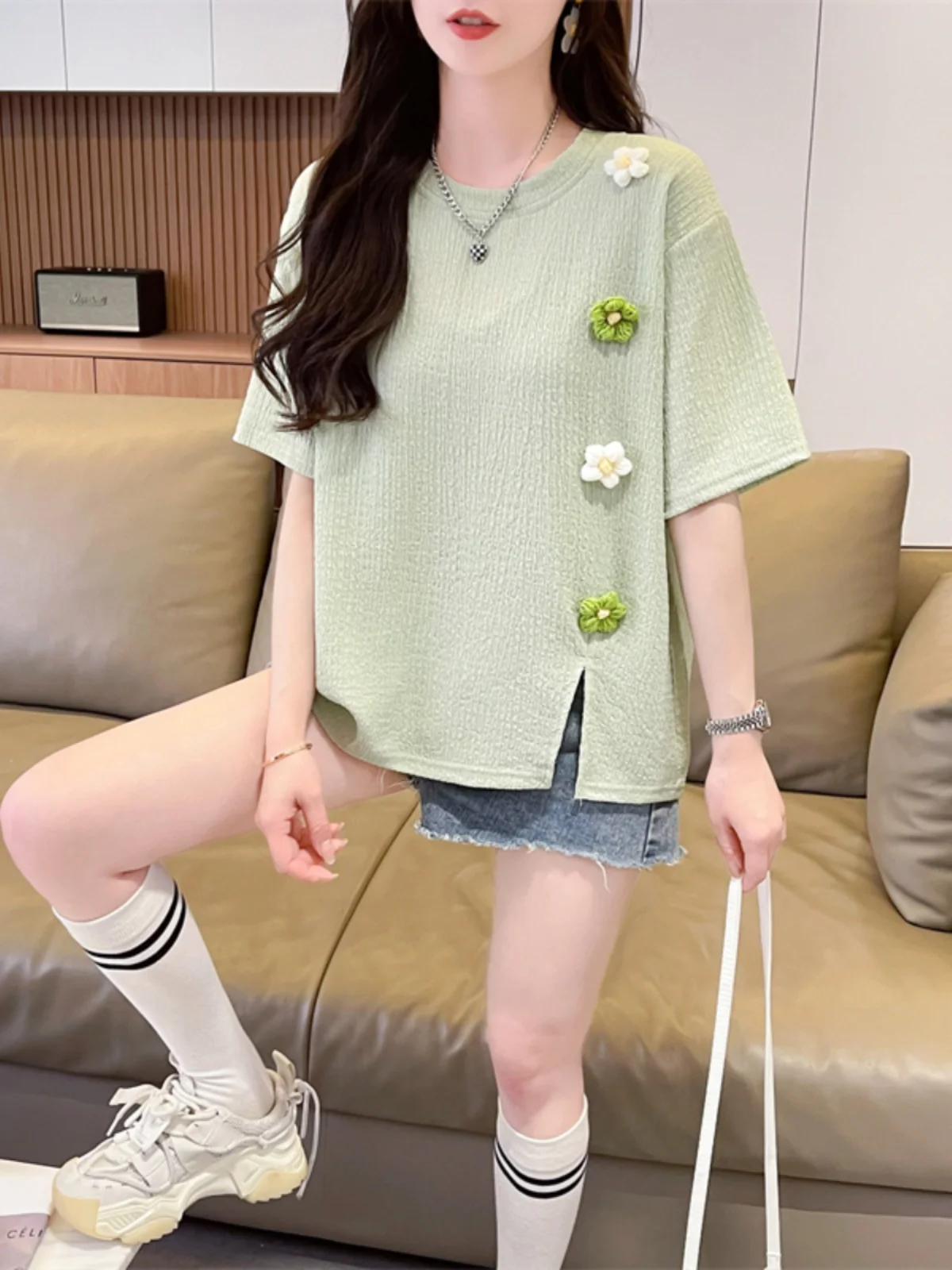 

Летняя свободная женская футболка ort Sve с цветочной вышивкой и 3D цветами, элитная повседневная футболка для поездок на работу, корейская версия