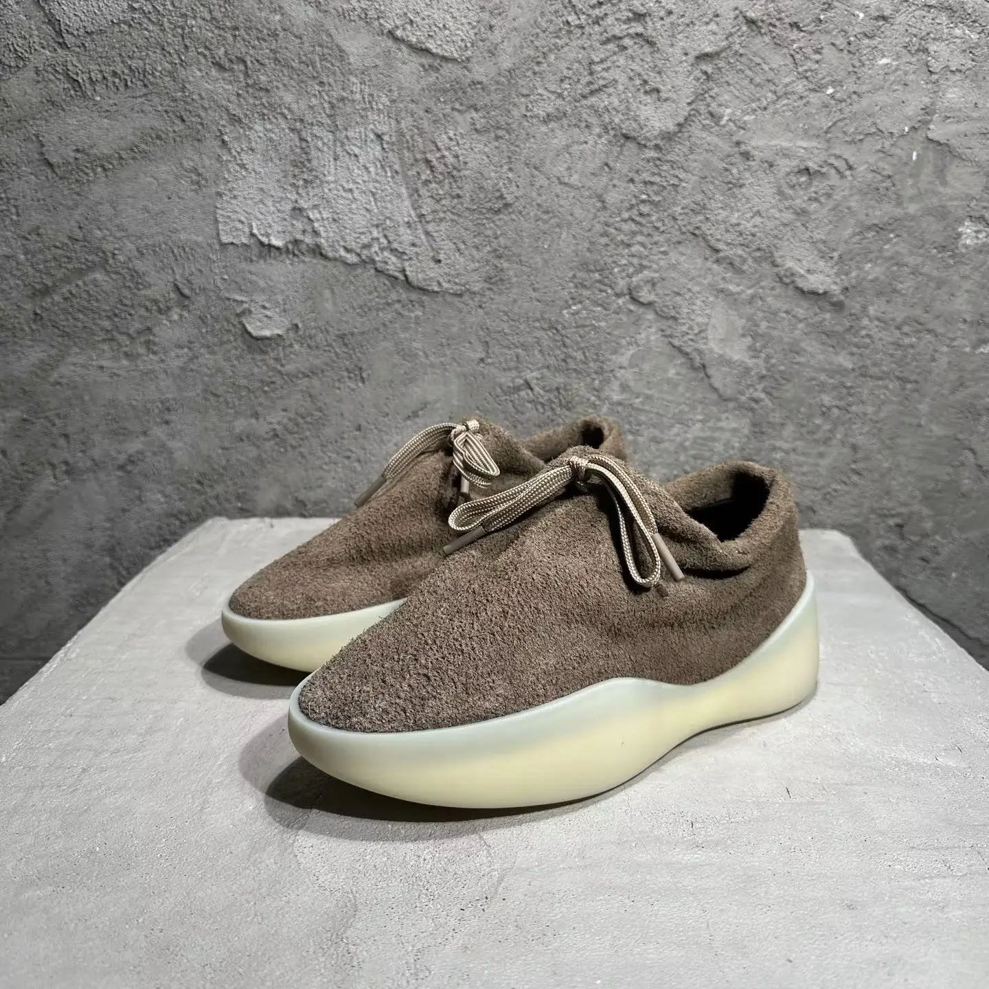 

Men‘s Low Top Shoes Man Suede Leather Platform Sneakers Casual Luxury Lace Up Autumn Classic Male Designer Shoe