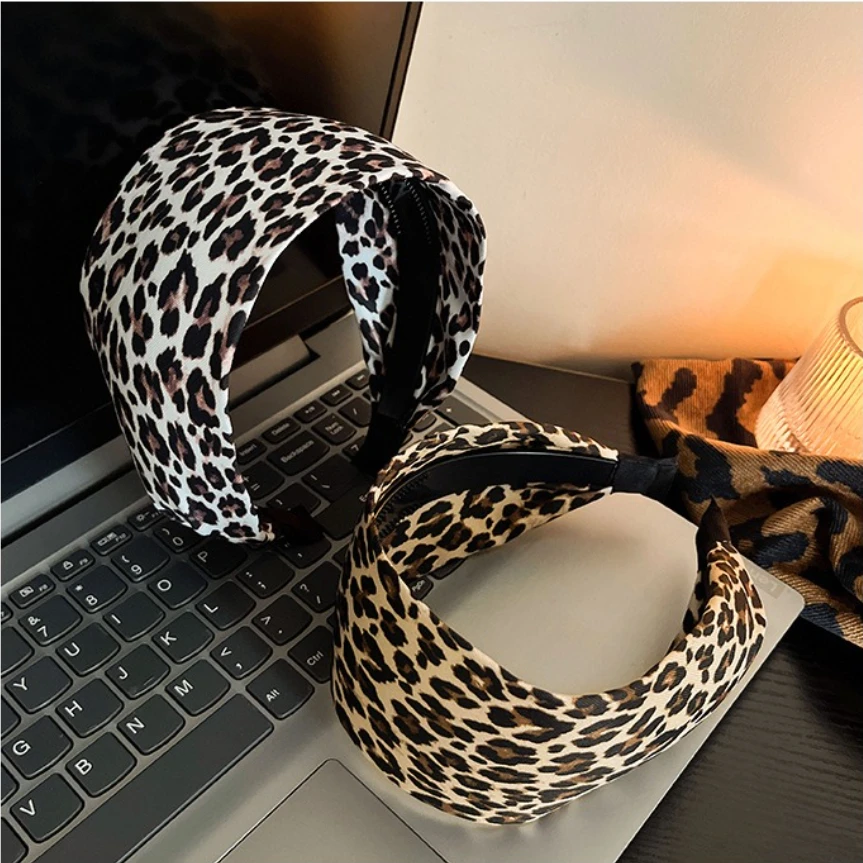 

Ретро повязки на голову с леопардовым принтом и широкими полями для женщин, модный темпераментный обруч для волос, женская вечерние повязка для волос, аксессуары, новинка