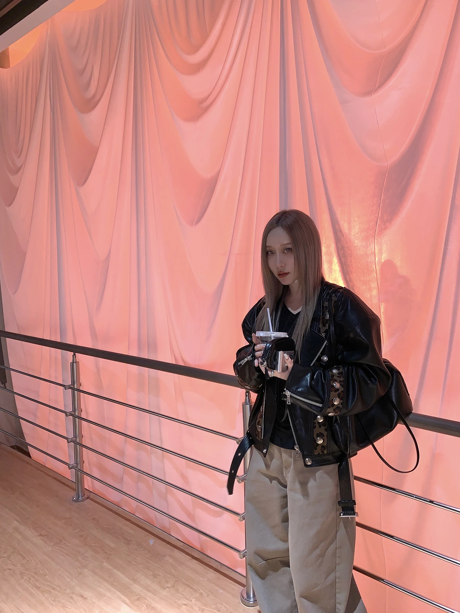 SukiiRED ヘビーウェイト レオパード柄 パッチワーク バイカー ジャケット レディース 特別デザイン PUレザー ブラック ジャケット 長袖 ジッパー