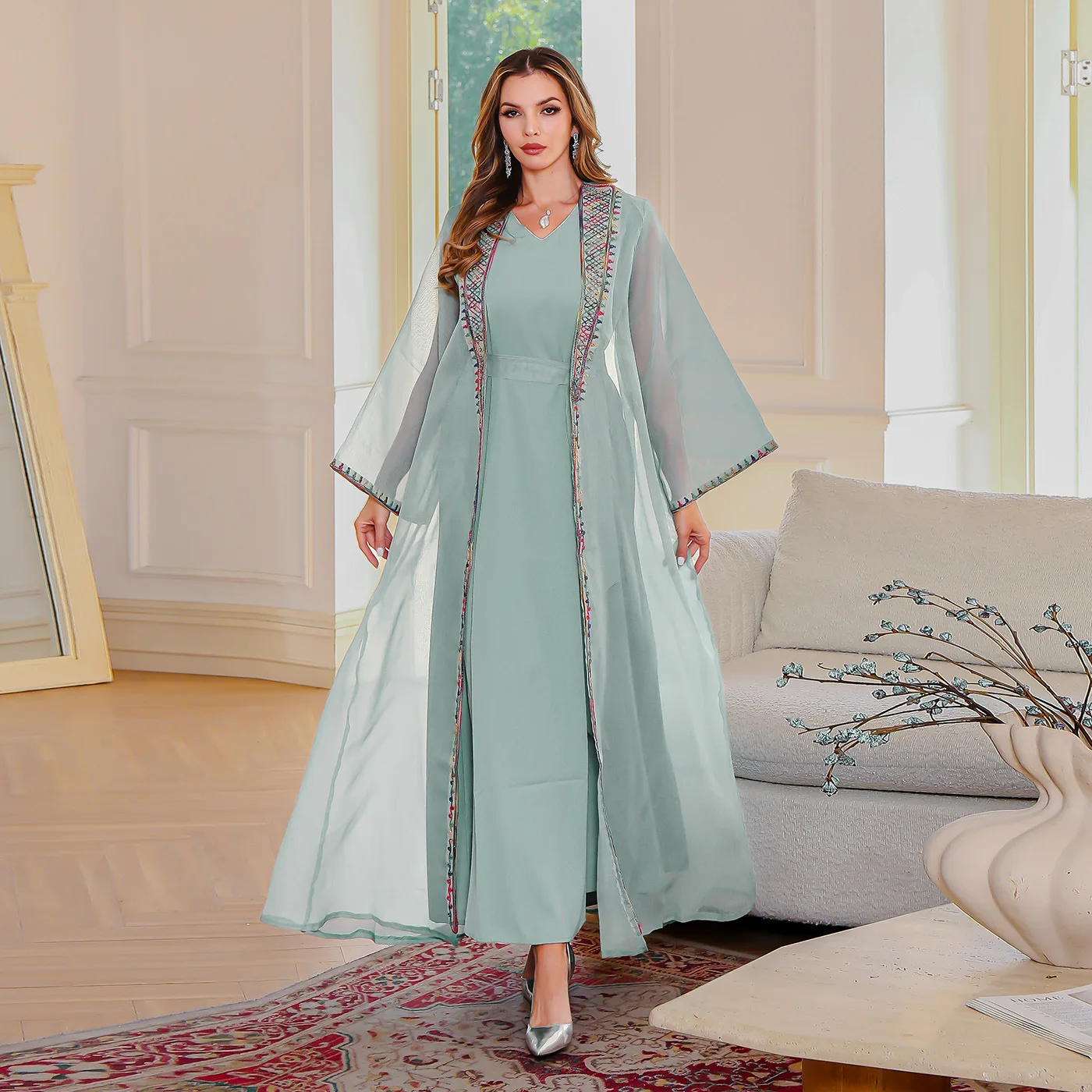 

2025 Arabian Abaya Women's Robe Turkish New Style Muslim Elegant Two-piece Dress Middle Eastern Embroidered Tulle Maxi Skirt