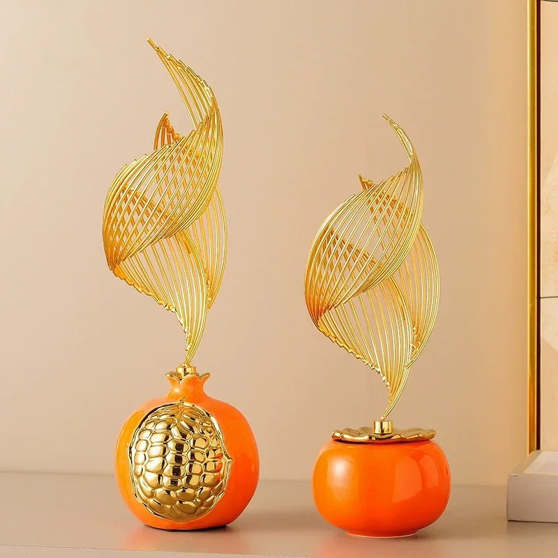 Ceramic Statue Nordic Creative Light Luxury Living Room Decoration Sculptures and Figurines Office Desk Accessories Room Decor