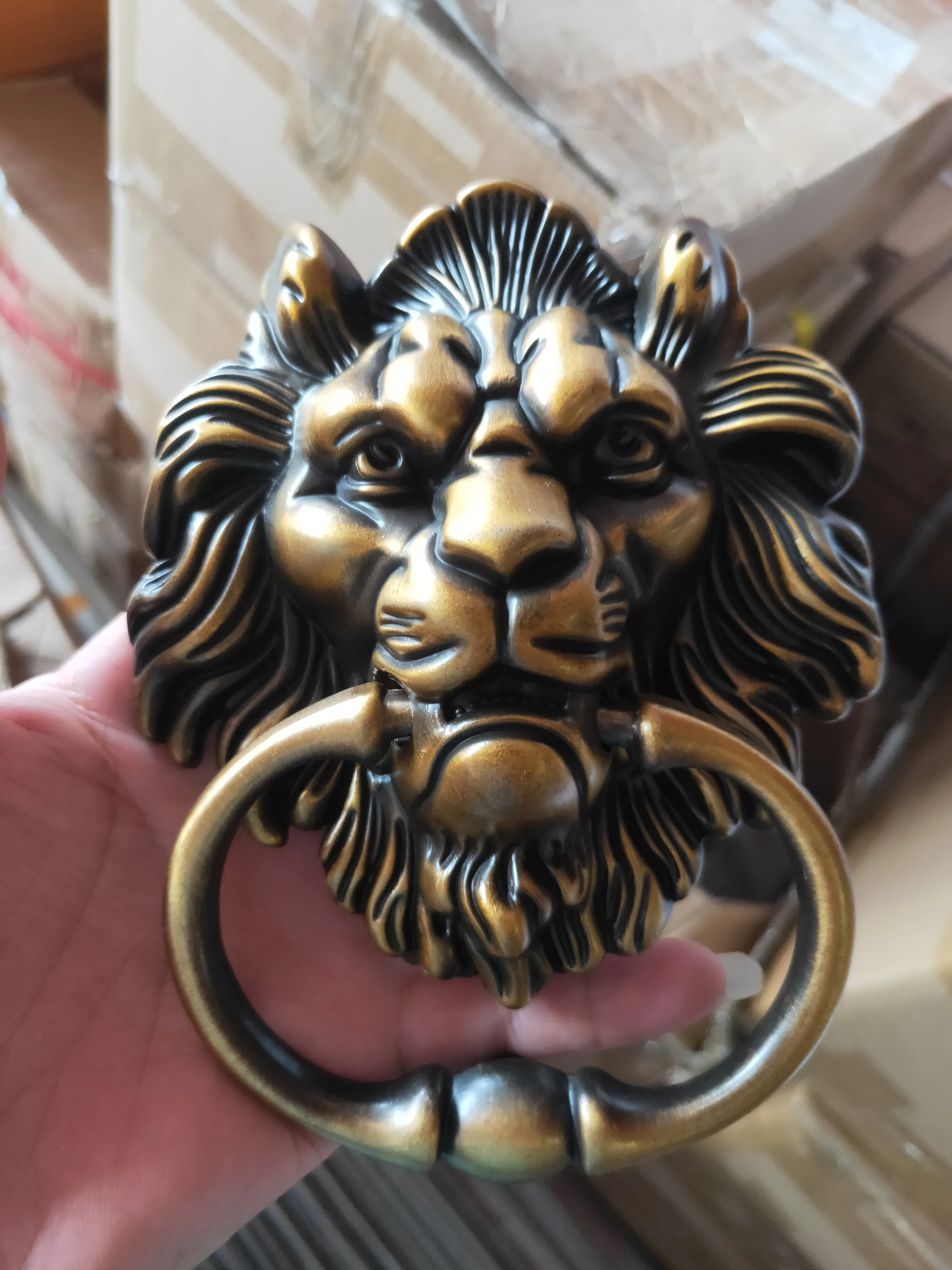 Europäische retro goldene chrome silber lion kopf massivholz tür klopfer griff bronze sofa stuhl zurück ring griff