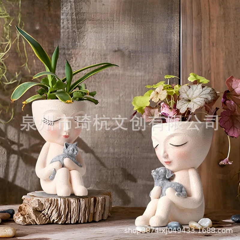 

Sitting Girl Holding Dog Holding Cat Vase Resin Ornament Creative Succulent Flower Pot Outdoor Garden Decoration