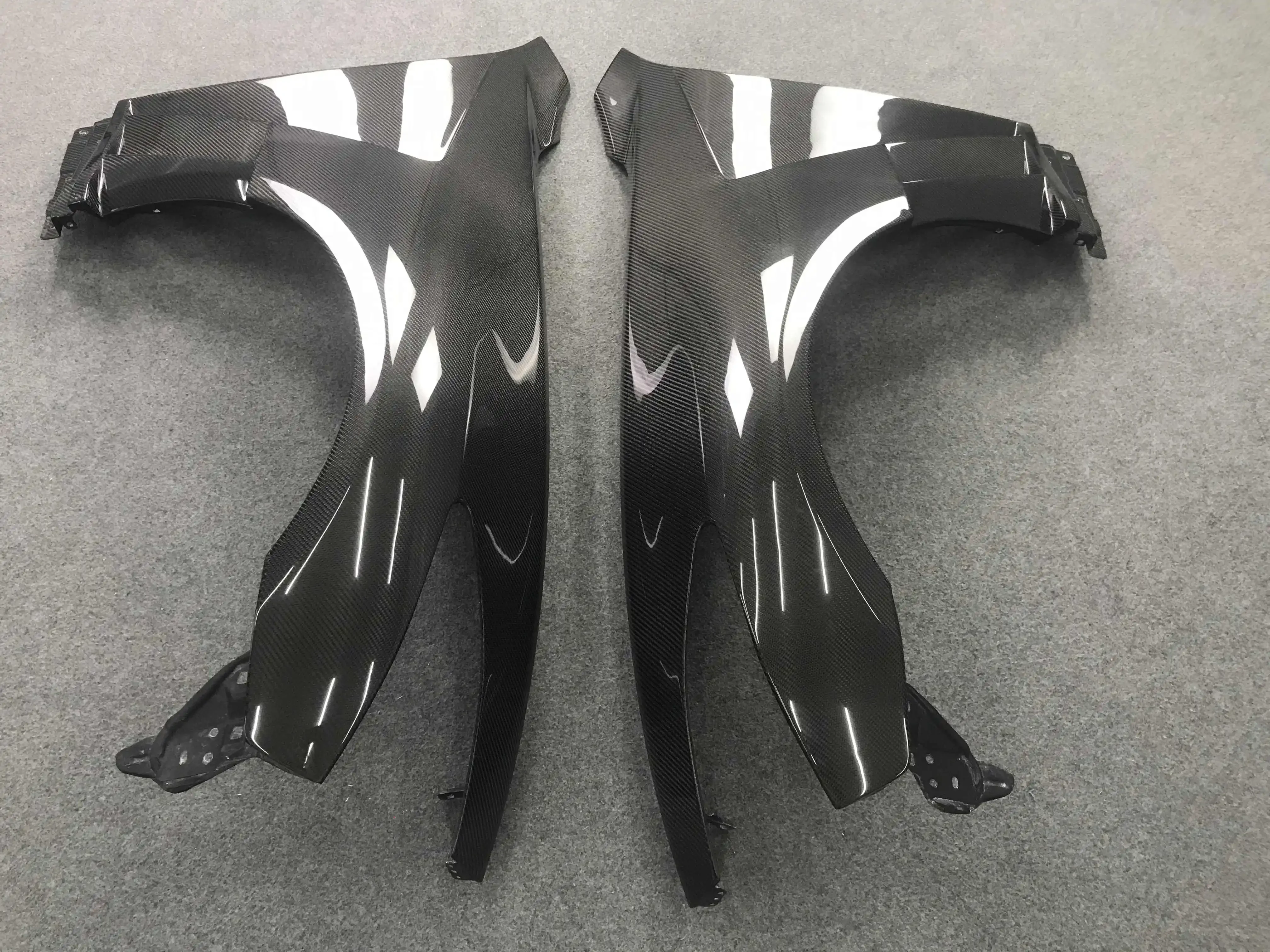 

High quality car front mudguard suitable for Infiniti G37 Coupe carbon fiber mudguard