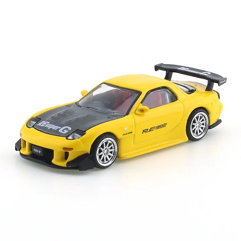 XCARTOYS POP RACE 1:64 Alloy Die Cast Car Model Mazda RX7(FD) Rain Palace Kit Yellow Car Friends Gifts Collect Ornaments