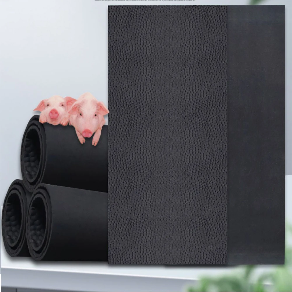 حصيرة مطاطية معزولة شديدة التحمل مع تصميم غير قابل للانزلاق ومواد مقاومة للطقس للاستخدام في أطباق الدجاج والباحات الخارجية