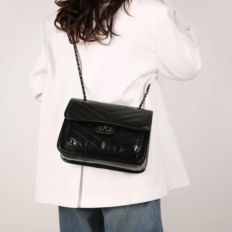 

Новая черная женская сумка-тоут премиум-класса с текстурной отделкой, большая вместимость, для работы и повседневного использования, на плечо, с верхней ручкой