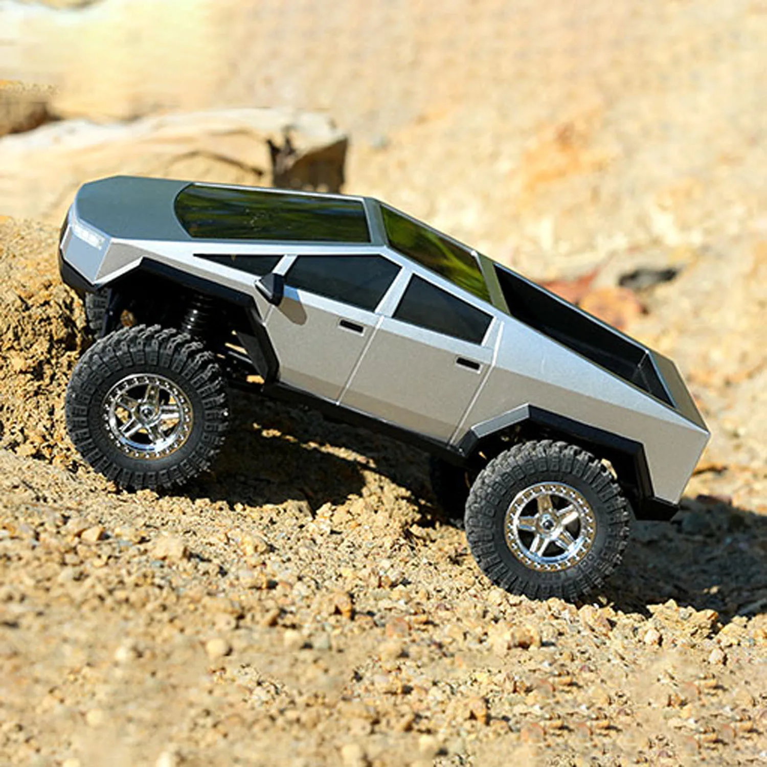 RC Rock Crawler JJRC C8818 1/18 Car 4×4 2.4GHz Remote Control Off Road Vehicles 370 Brushed Motor Ready to Go Battery Light