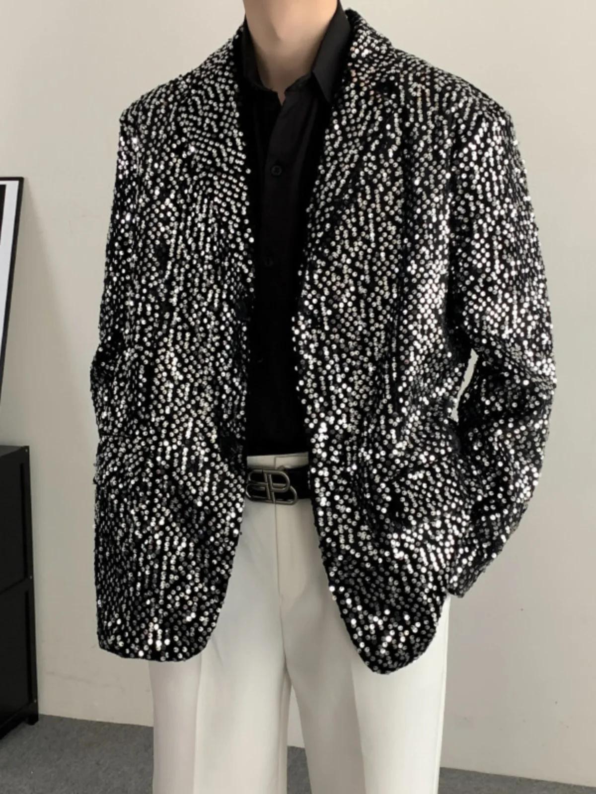 

Мужской сценический костюм из полиэстера с длинными рукавами для выступлений весной и осенью, для ночных клубов, для певцов, приталенный крой