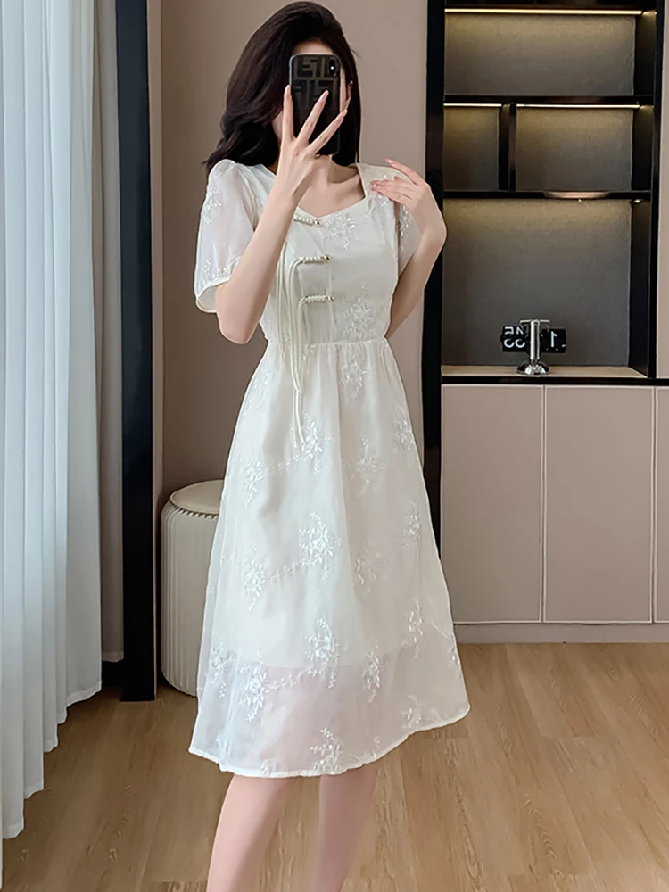 2024 New White Embroidery Floral Luxury Long Dress Gown Women Short Sleeve Square Collar Chic Drress Summer Korean Elegant Dress