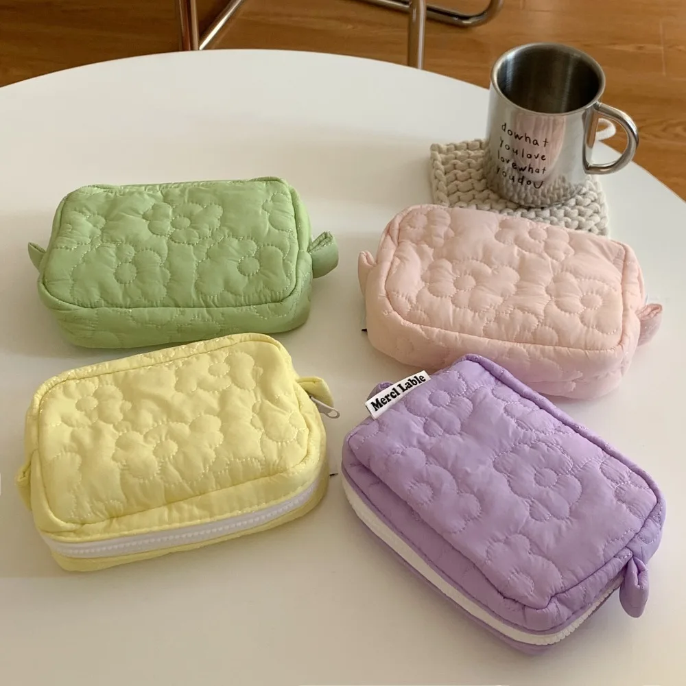 Fashion Cotton Makeup Storage Bag Korean Quilted Flower Cosmetic Bags Women Beauty Case for Girls