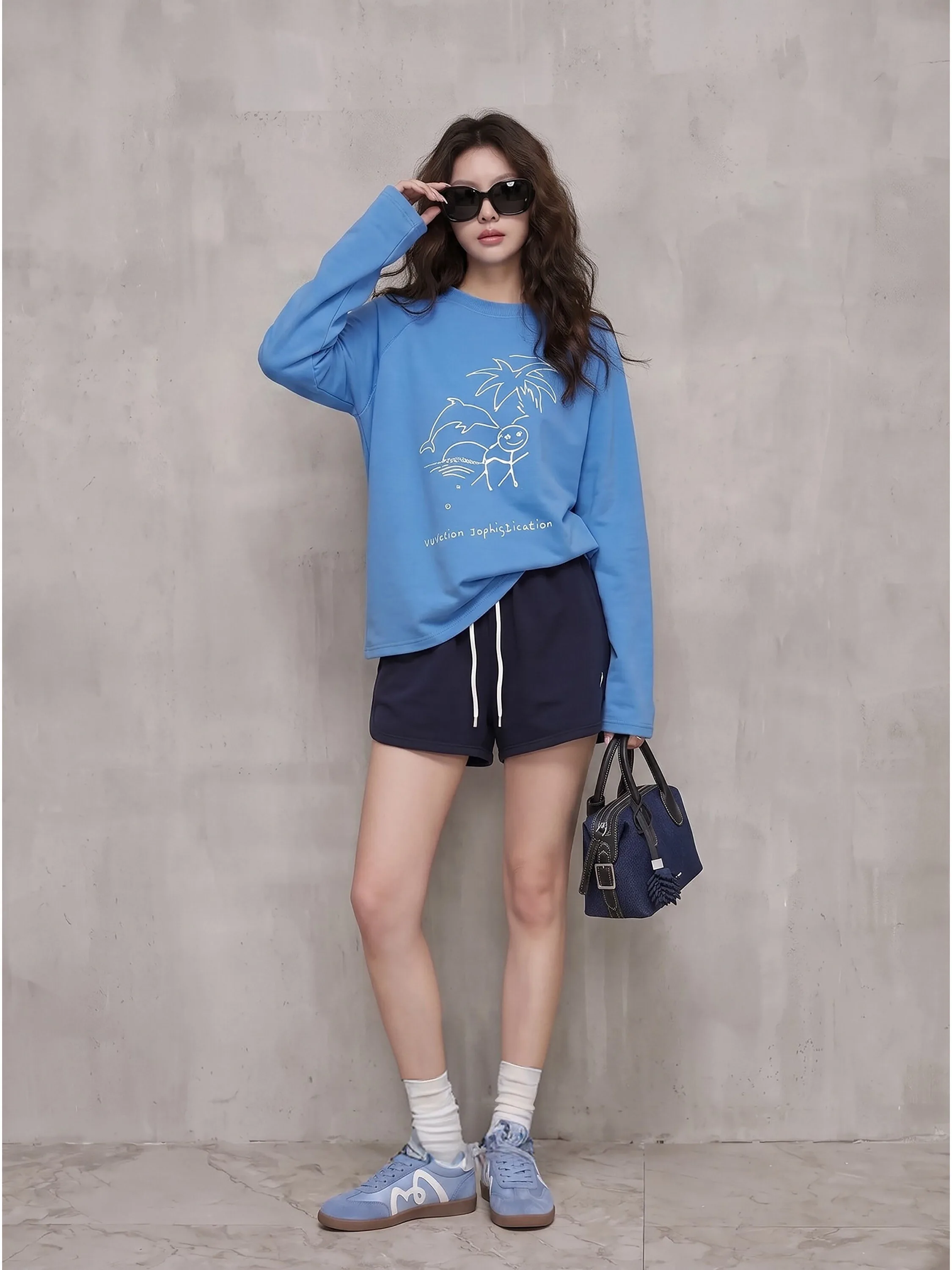 Blue Hand-Drawn Sketch Print round Neck Long Sleeve T-Shirt Women's Unique Beautiful Korean Style Casual Loose Fit Top