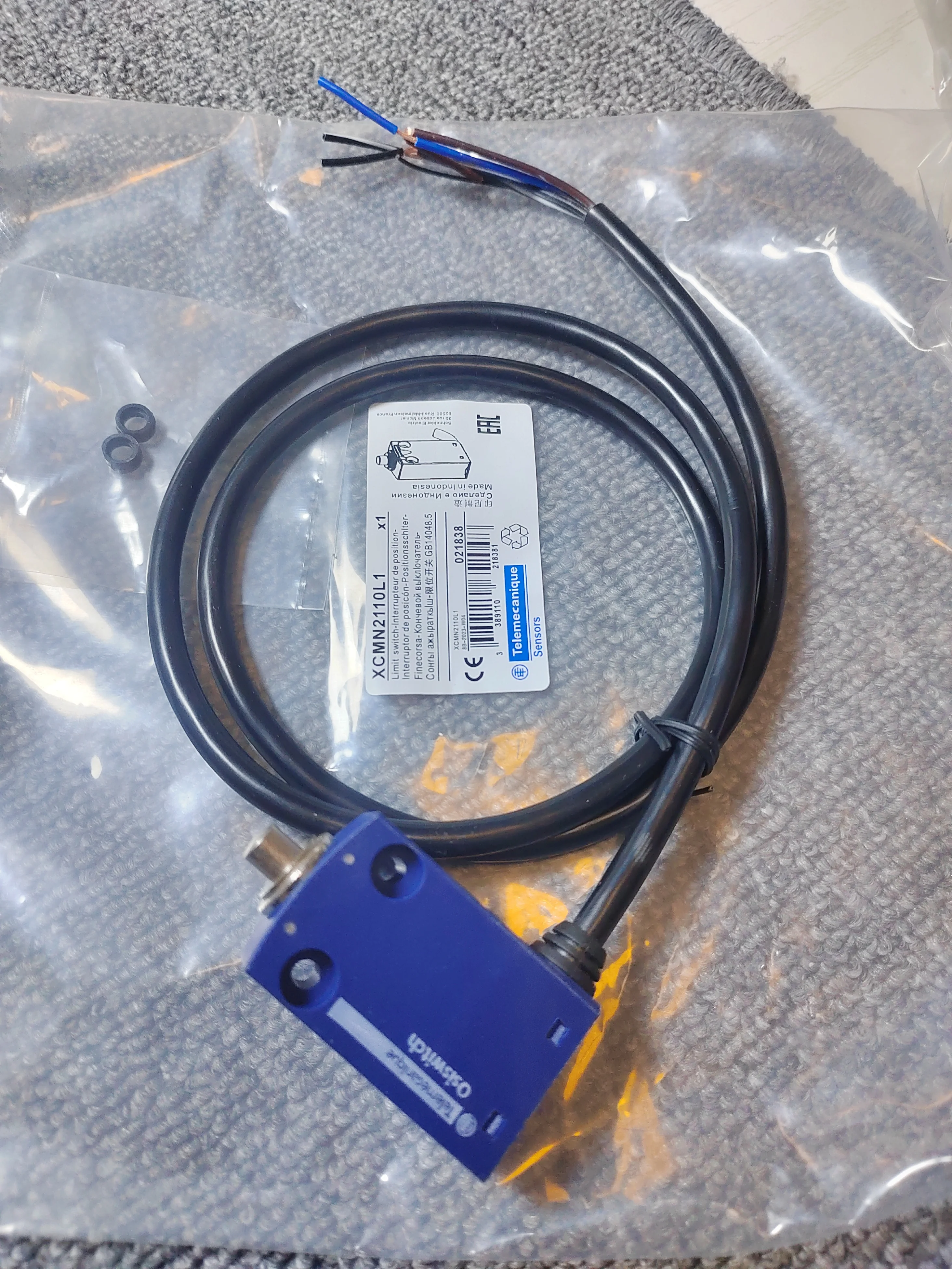 

4pcs Brand New Travel Limit Switch XCMN2110L1