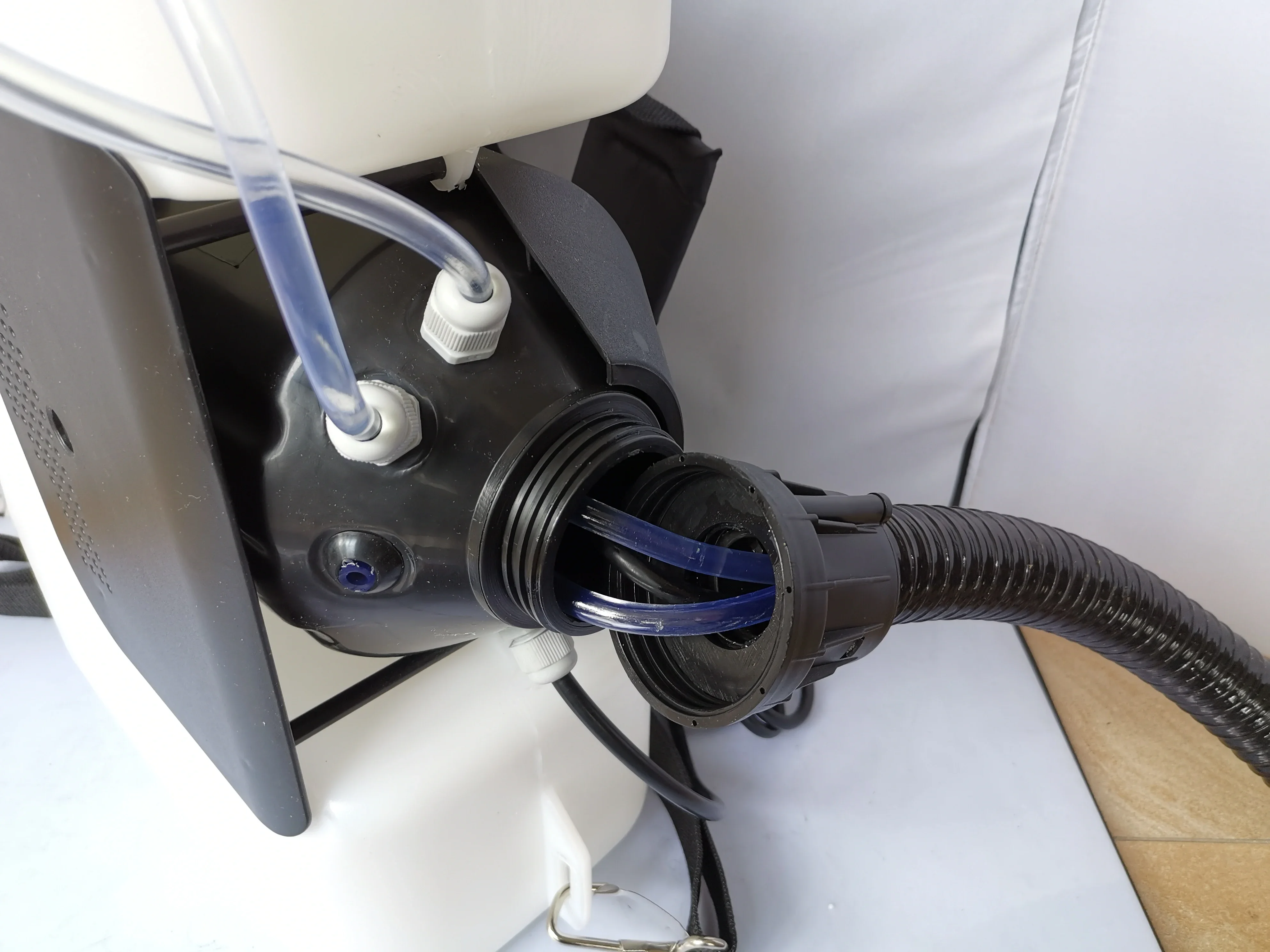 

Электрический ранцевый распылитель ULV 10 л, 1400 Вт, для сада, машина для холодного тумана и распылитель инсектицидов от комаров, 110/220 В