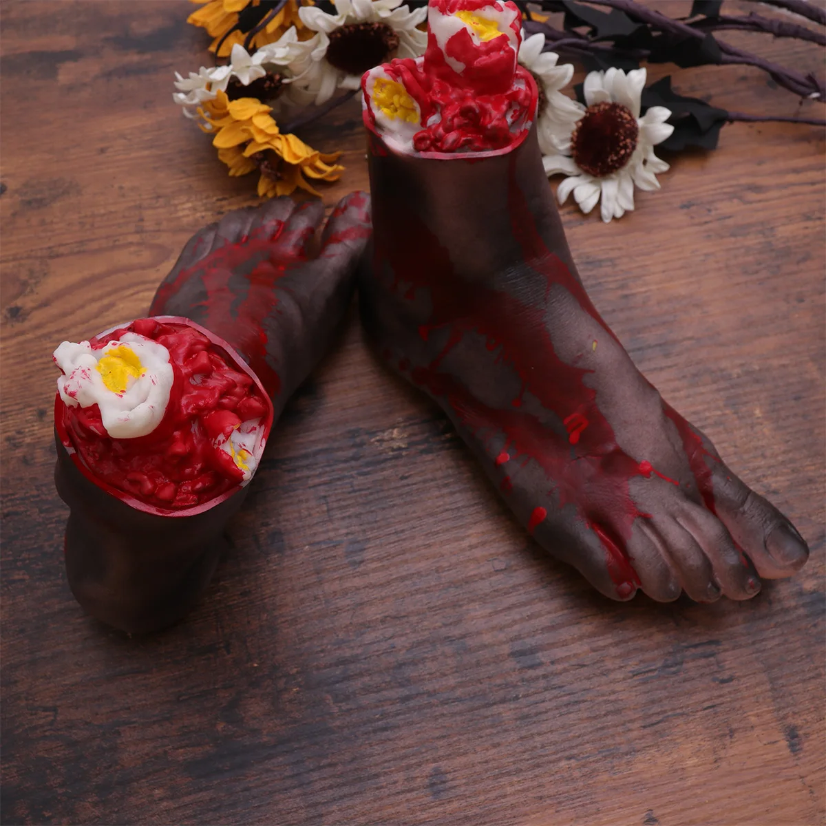 2Pcs Realistic Halloween Fake Feet Prop Bloody Body Parts Blood Zombie Foot for Cosplay Halloween Props Decorations