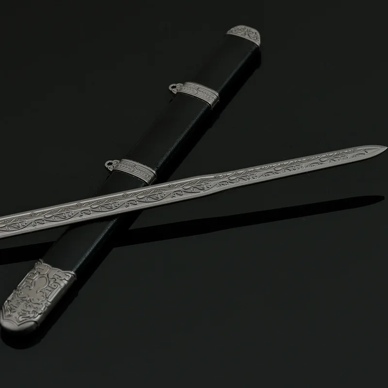 18 cm Neue Film- und Fernsehfigur Umfang Metall Handwerkskunst Modell Requisiten Desktop-Dekoration Ornamente Weihnachtsgeschenke Spielzeug