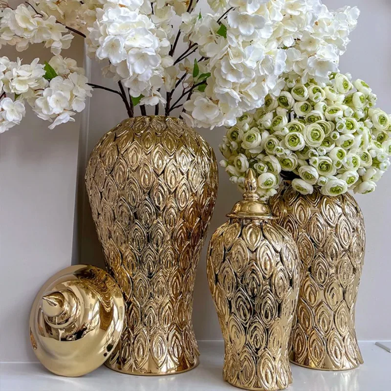 Gold Petal Textured Ginger Jar Ceramic Vase