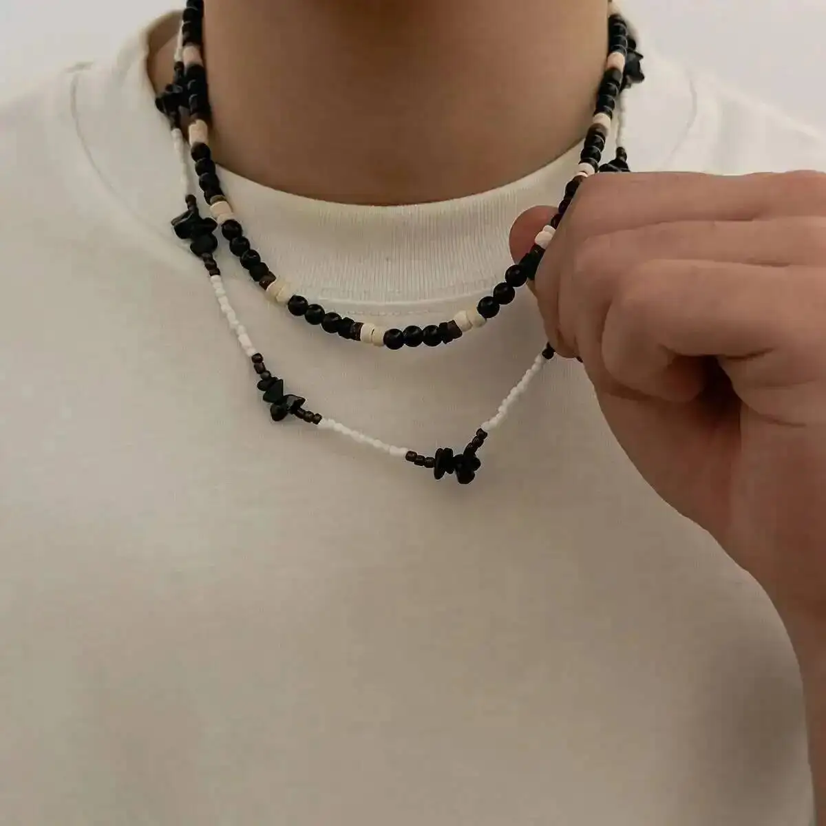 

SHIXIN 2Pcs/Set Y2K Black White Acrylic Rice Beaded Necklace Men Vintage Double Layered Handmade Neck Jewelry Party Accessories