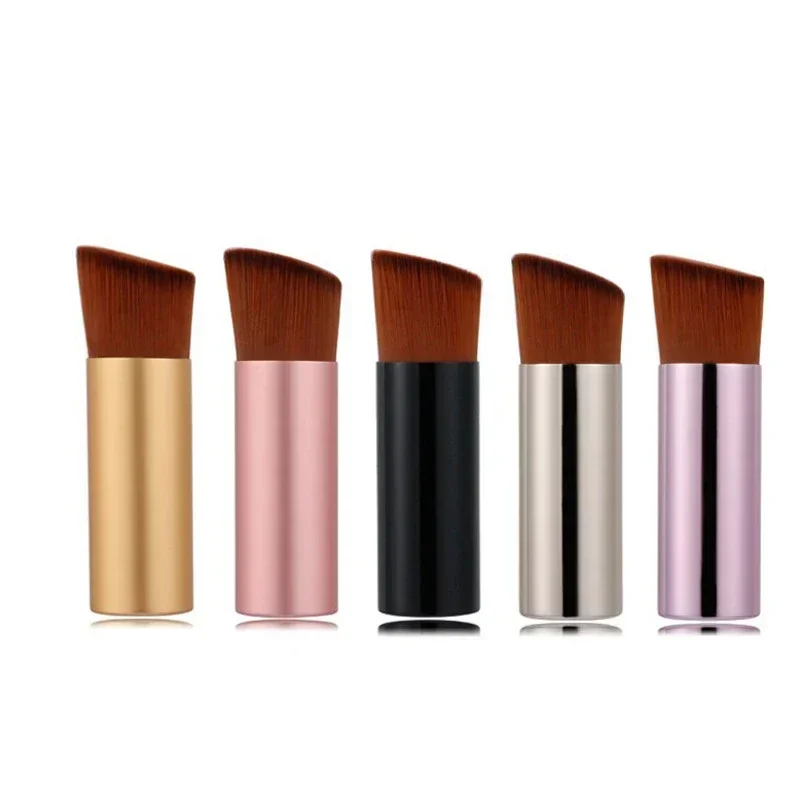 Pennello per trucco Pennello per fondotinta piatto inclinato Pennello per modellare l'asta corta Strumenti per la bellezza del viso Pennello per trucco per fard in fibra