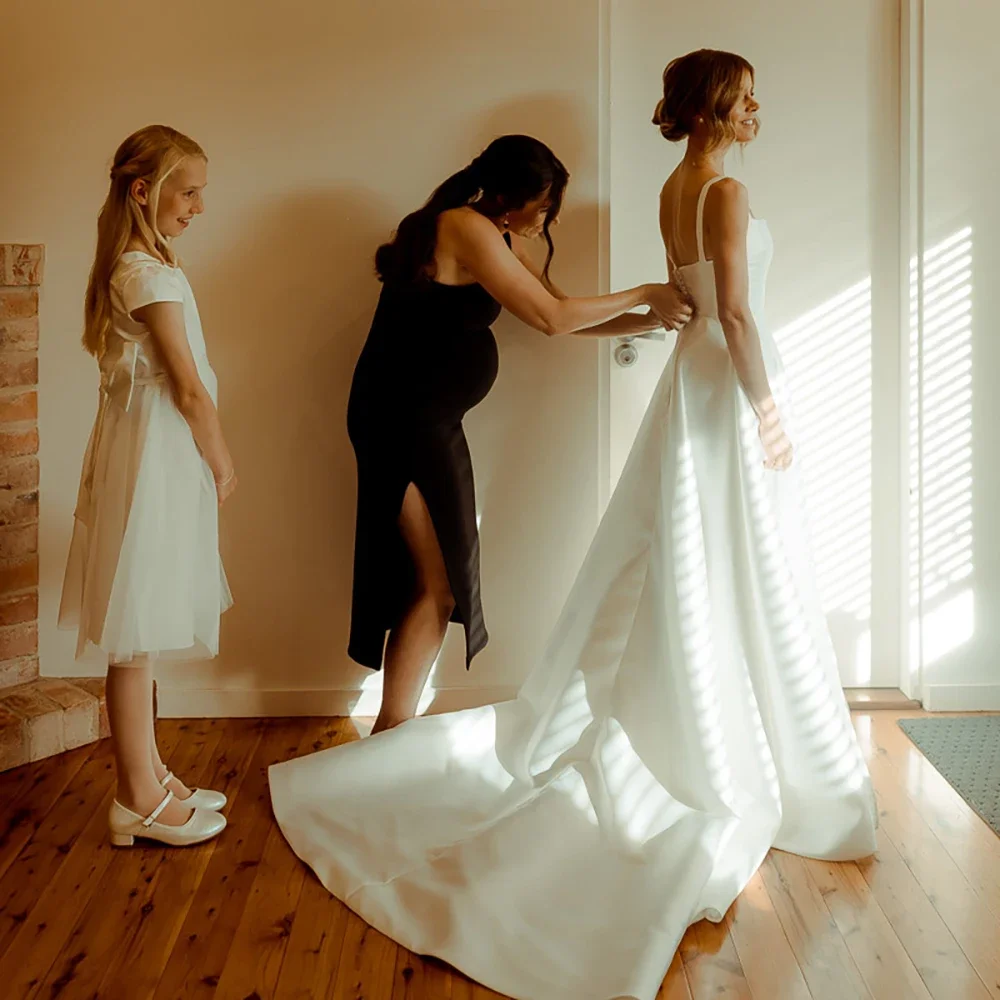 Vestido de novia de satén con tirantes finos, traje sencillo sin mangas, corte en A, largo hasta el suelo, abertura lateral con tren de barrido, vestidos sin espalda