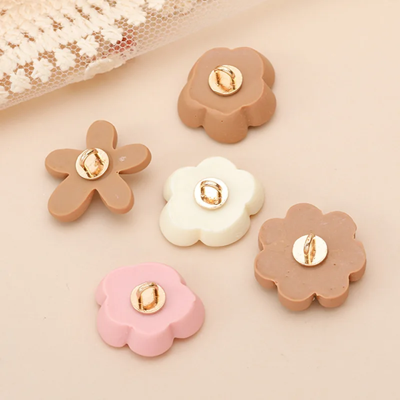 10Pcs Small Cartoon Flower Resin Colorful Sewing Buttons Shank Novelty Accessories Craft DIY Supplier Child Baby Clothing Decor