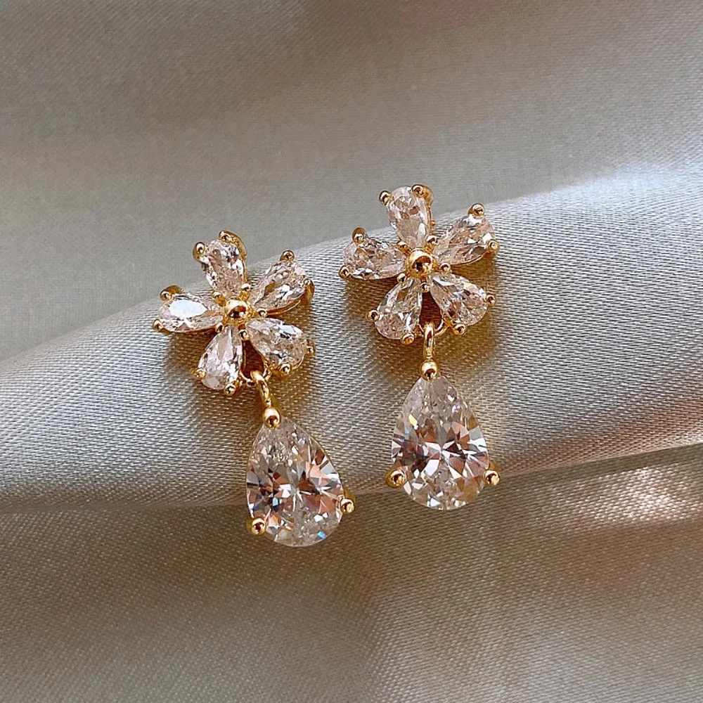 S925 Silver Needle Korean Waterdrop Flower Earrings Women's Light Luxury Retro Style Earrings Exquisite Jewelry Accessories
