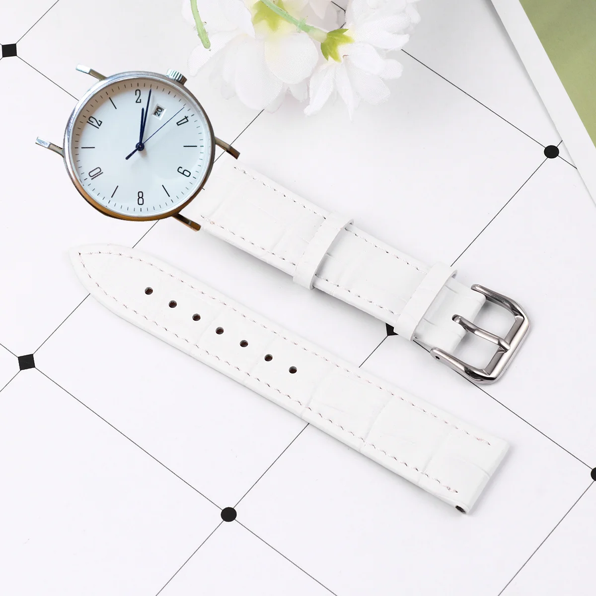 

Women Watch Band White 20mm Stylish Replacement Soft Waterproof Sweat Resistant Fashion Watch Strap Comfortable