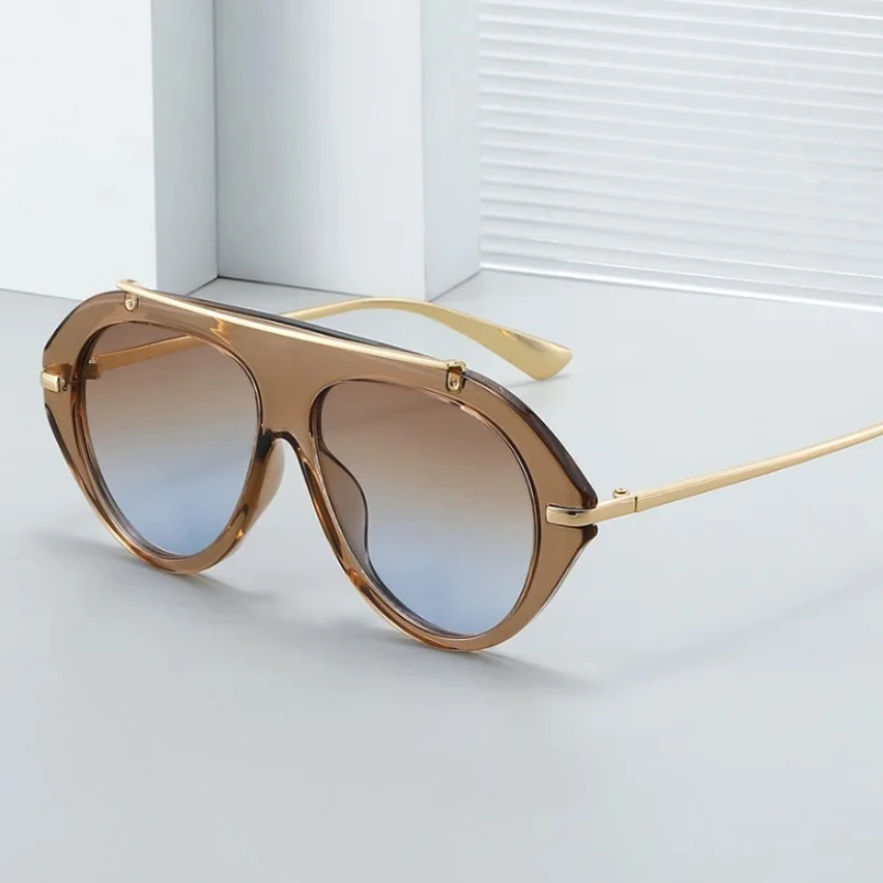 

Classic Oversized Frog-Eye Sunglasses Women's Men's Retro Sunshade UV Sun Glasses Luxury Brand Designer Popular Metal Eyeglasses