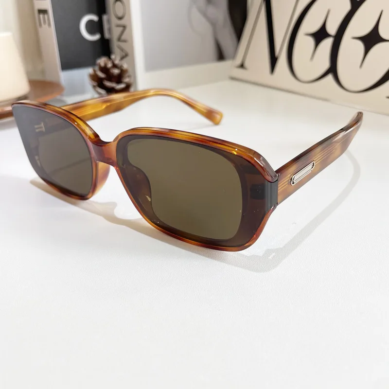 

Fashion Rectangle Sunglasses Woman Man Vintage Designer Sun Glasses for Women TR90 High Quality Curved Nylon Lens Ladies Shades