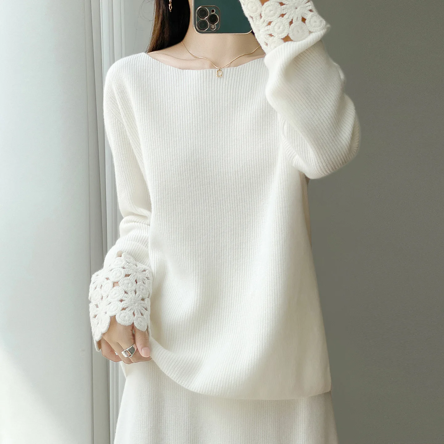 New round neck suit 100% pure cashmere sweater women's hollow crocheted top skirt sweater two-piece suit