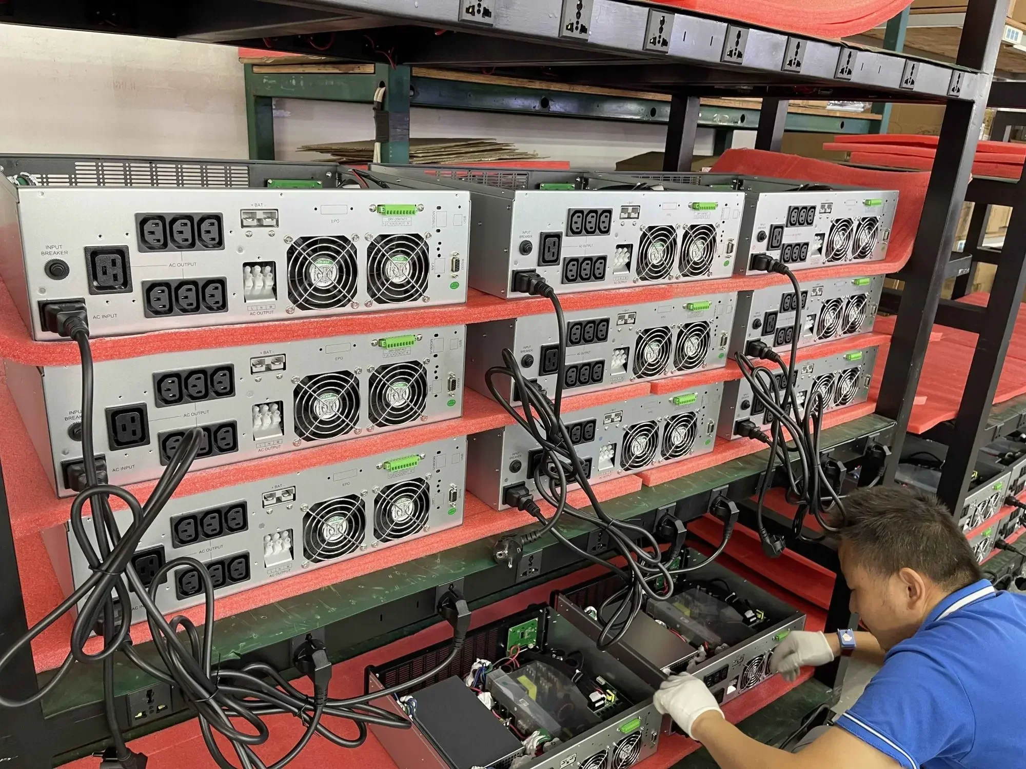 المهنية 3KVA 230 فولت مرحلة واحدة عالية التردد رف شنت البحرية على الانترنت UPS احتياطية إمدادات الطاقة 9px للاستخدام المهني