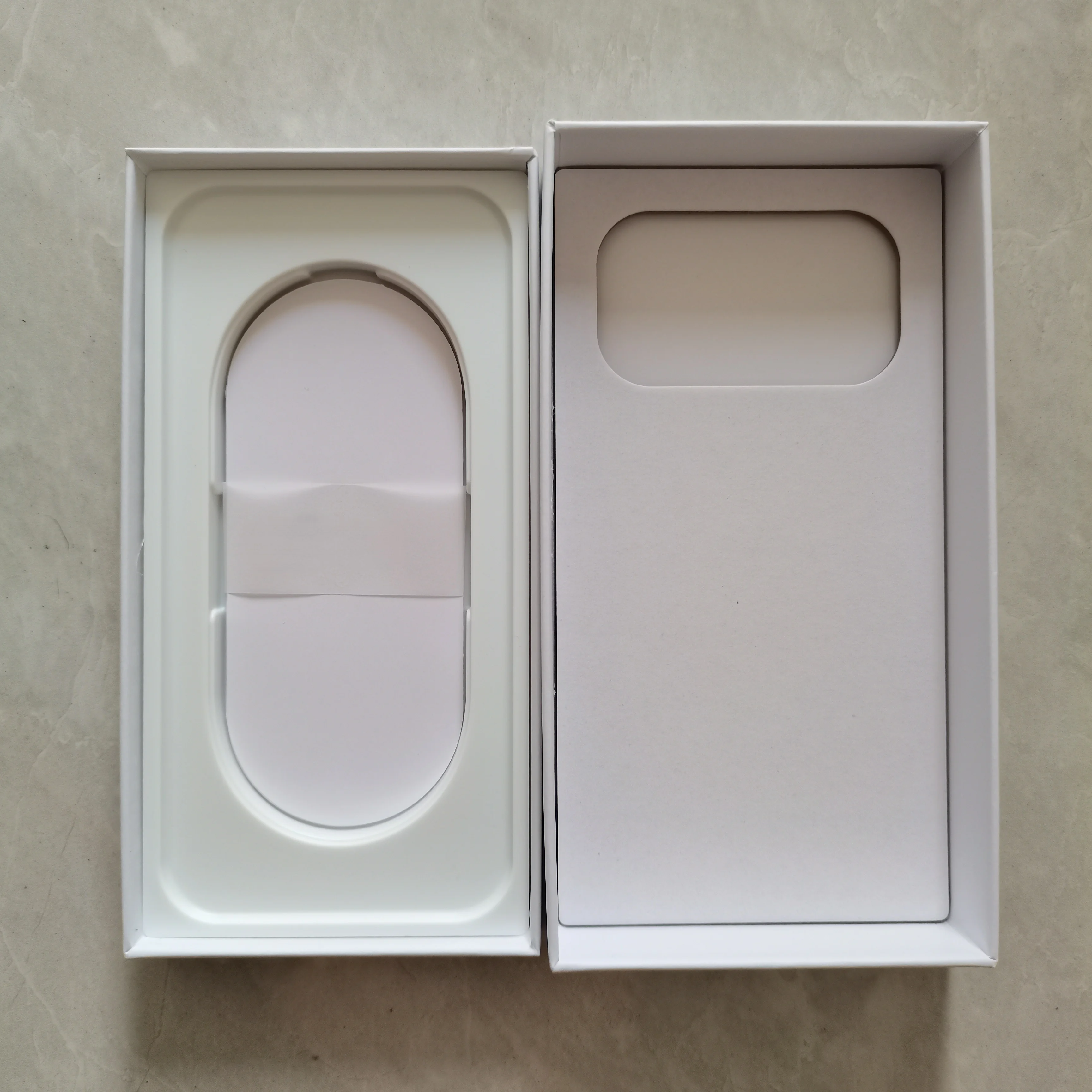 

High quality empty phone box suitable for iPhone 17 17 Pro 17 Promax, with corresponding model's random IMEI sticker