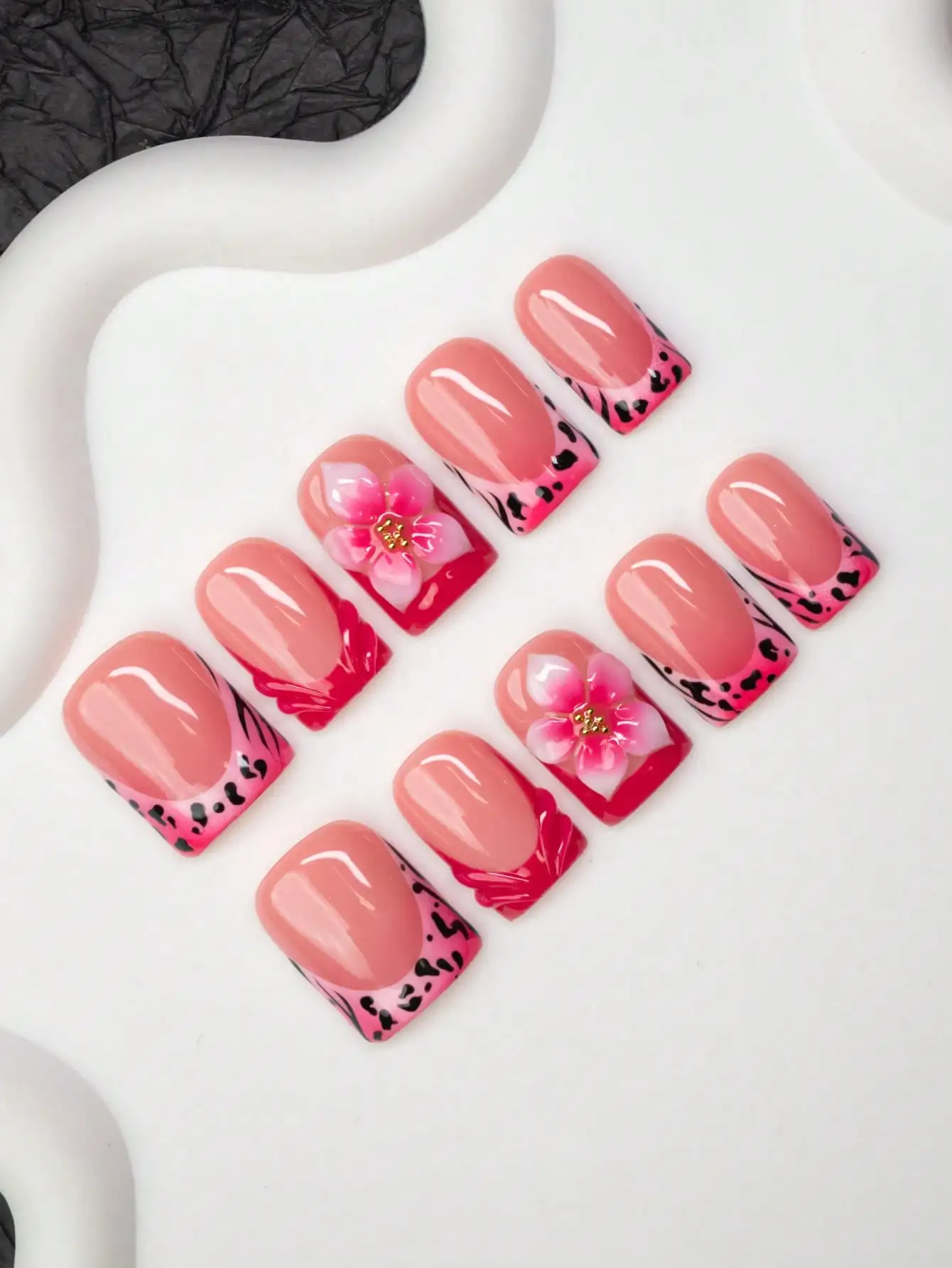 

10pcs Square Shaped Handmade Nail Tips, Y2K Baddie Style, Nude & Red Color With French Tips, Floral & Leopard Print Design, Hand
