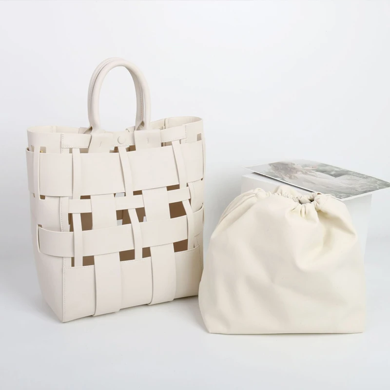 Interior compartment layout with organization