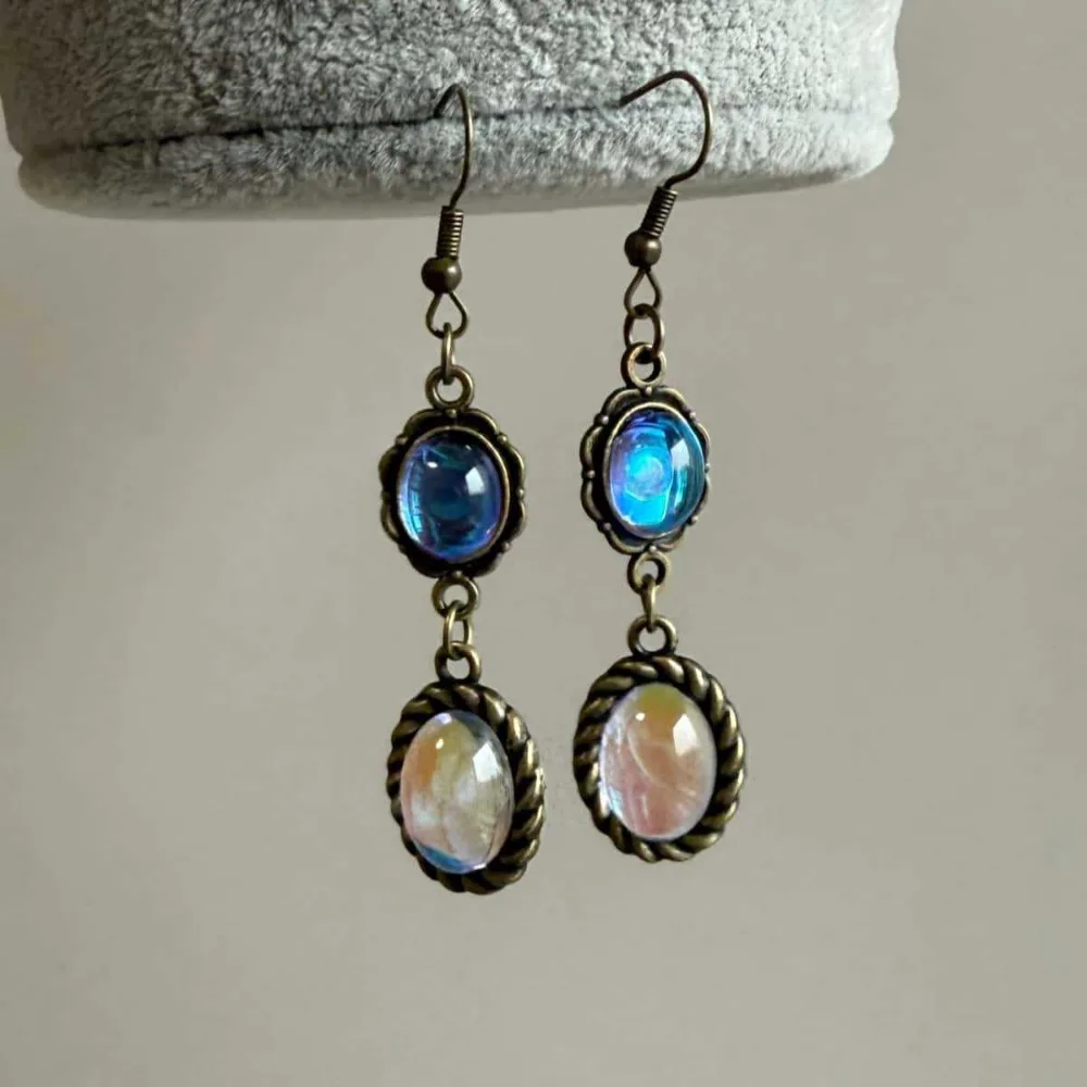 Retro Bohemian Bronze-colored Oval Lace Blue Glass Crystal Dangle Earrings for Women Halloween Temperament Earrings Jewelry Gift