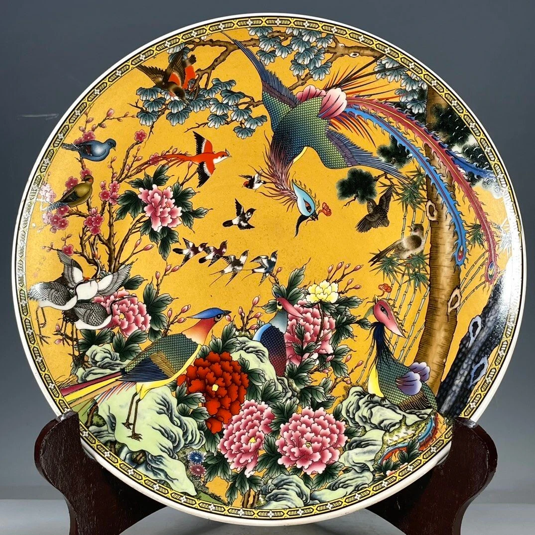 piatto-in-porcellana-antico-cinese-con-sigillo-qianlong-decorazione-gialla-con-fenici-e-peonie-in-famille-rose-ornamento-vintage-in-ceramica